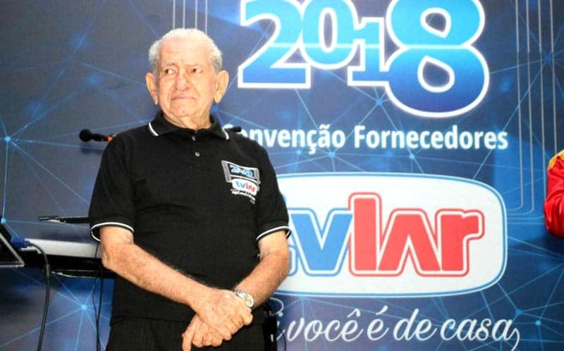 Morre fundador da TV Lar