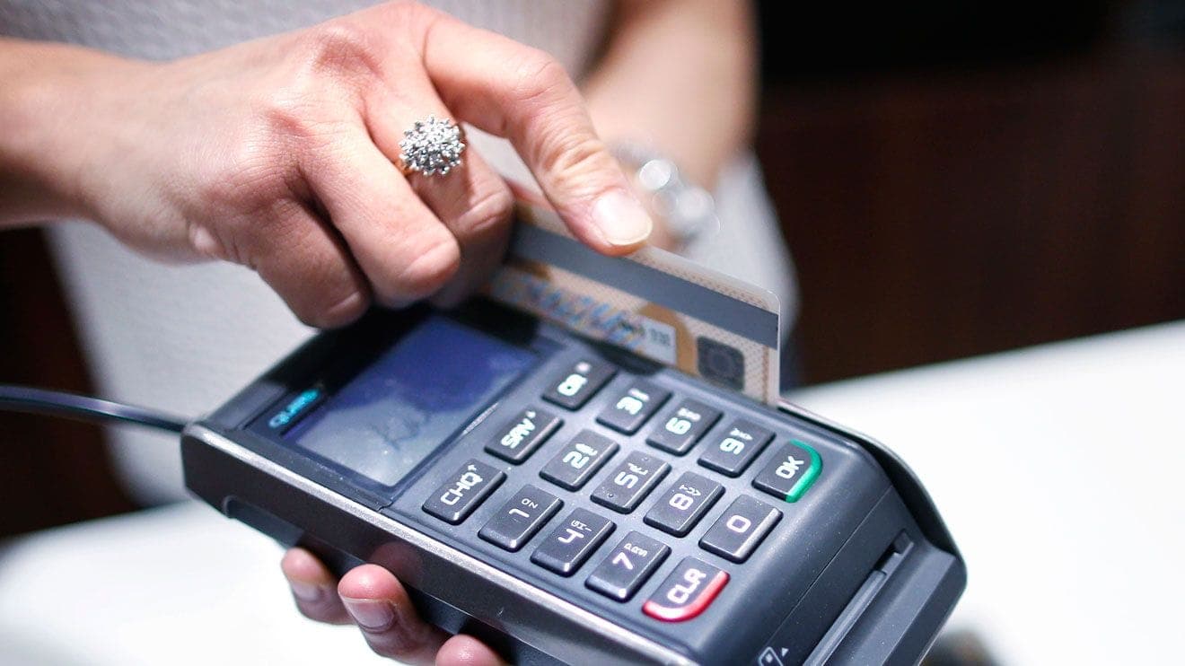 Atividade do comércio cresce 0,9% em agosto