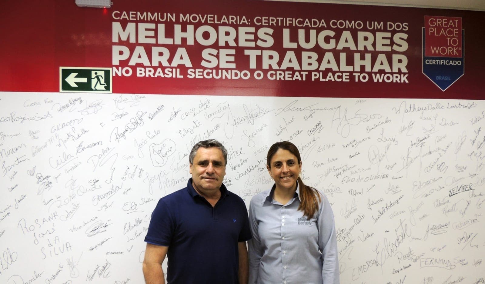 Roberto Caetano, um dos presidentes da Caemmun e Ana Cláudia de Lima, gerente de recursos humano da empresa