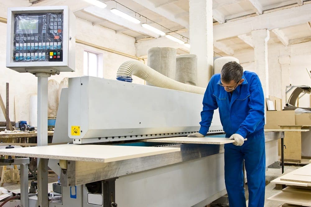 Produção de móveis oscila no Sul