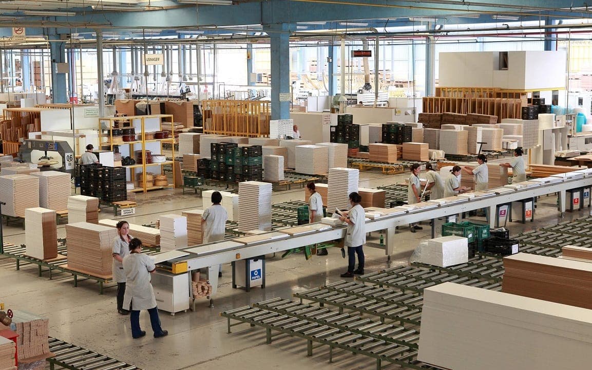 Intenção de investir melhora na indústria