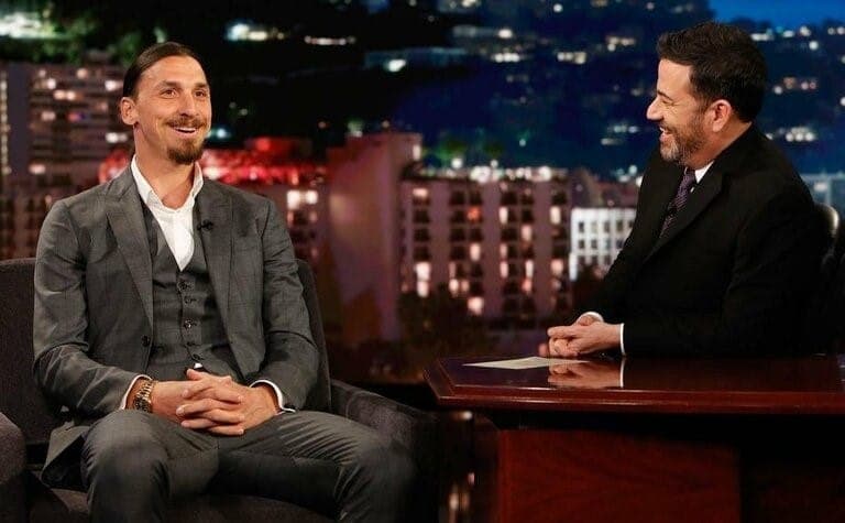 Ibrahimovic revela que compra móveis na Ikea