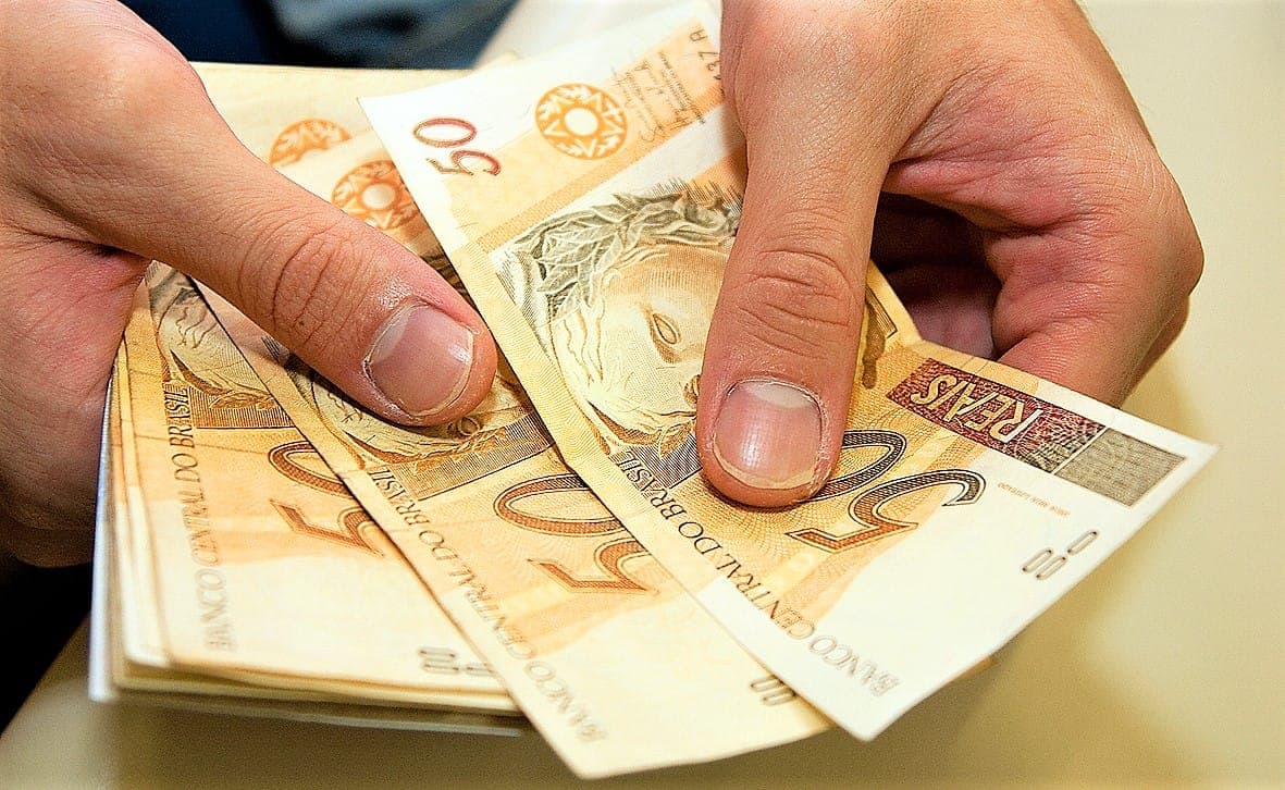 Massa de salários na economia cresce R$ 4,49 bilhões em um ano