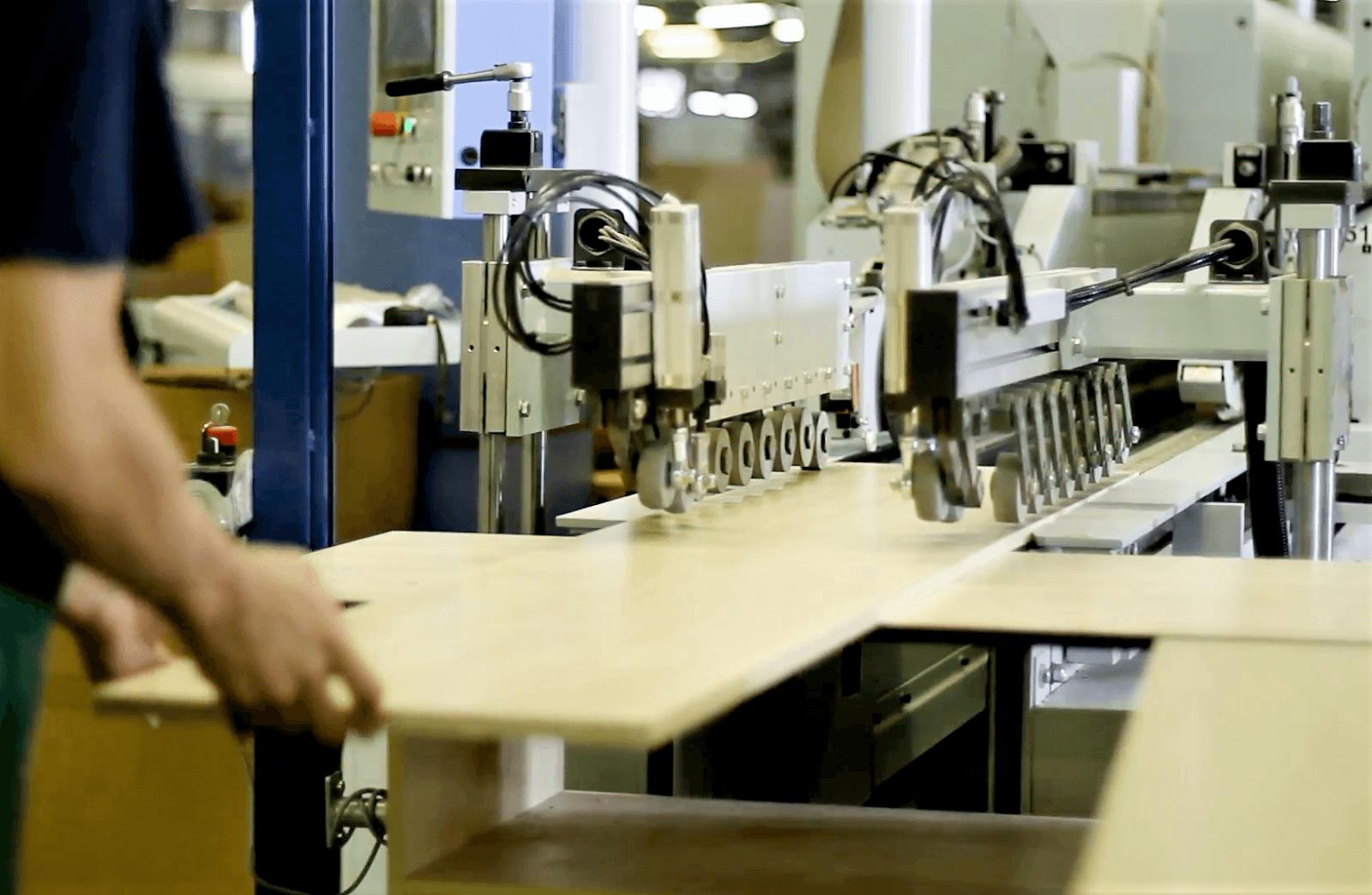 Redução da taxa de importação de máquinas em novos critérios