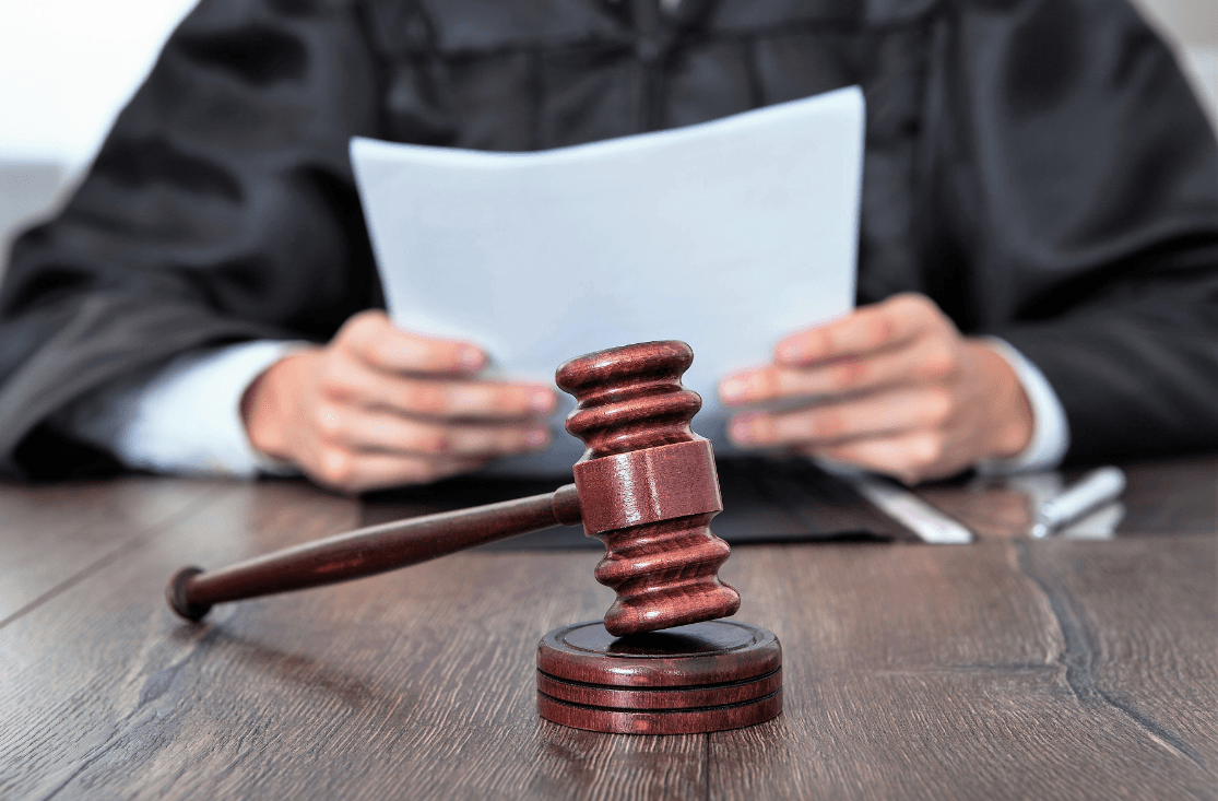 Loja deve restituir cliente por entregar móveis defeituosos