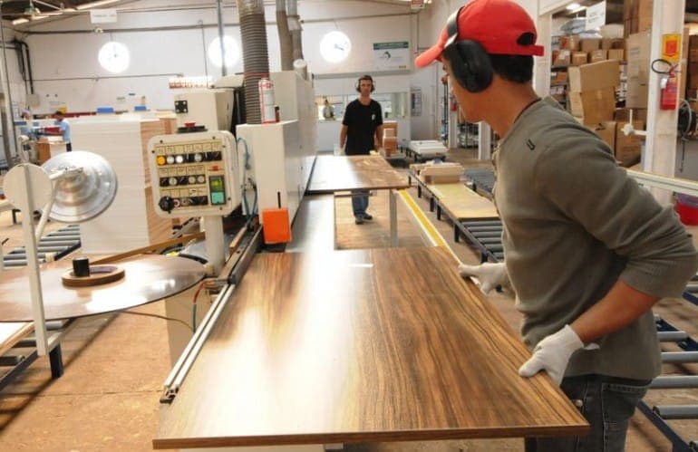 Produção moveleira puxa crescimento industrial gaúcho