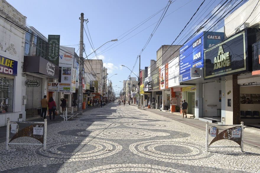Lojas de móveis e colchões voltam a abrir em Sergipe