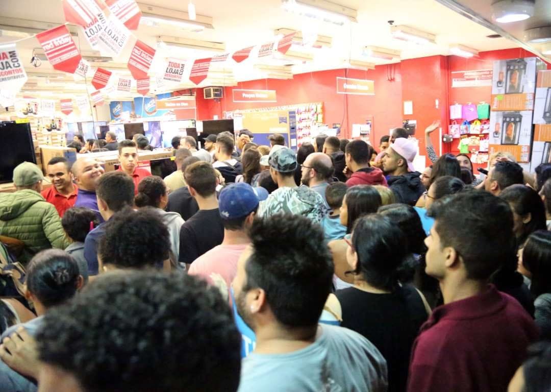 Varejistas confiam em estoque e antecipam Black Friday