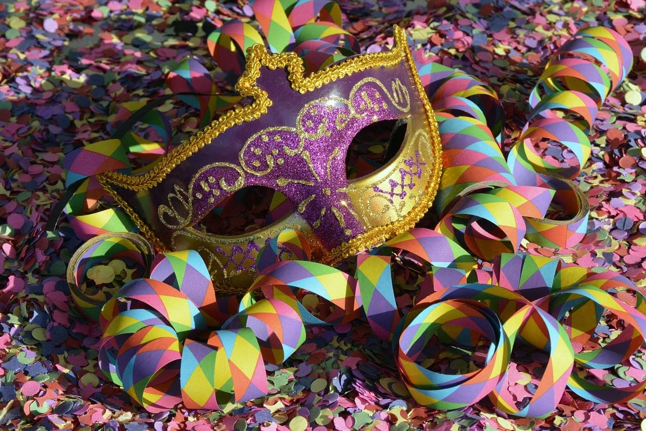 Carnaval cancelado impulsiona receita do varejo em até 72%