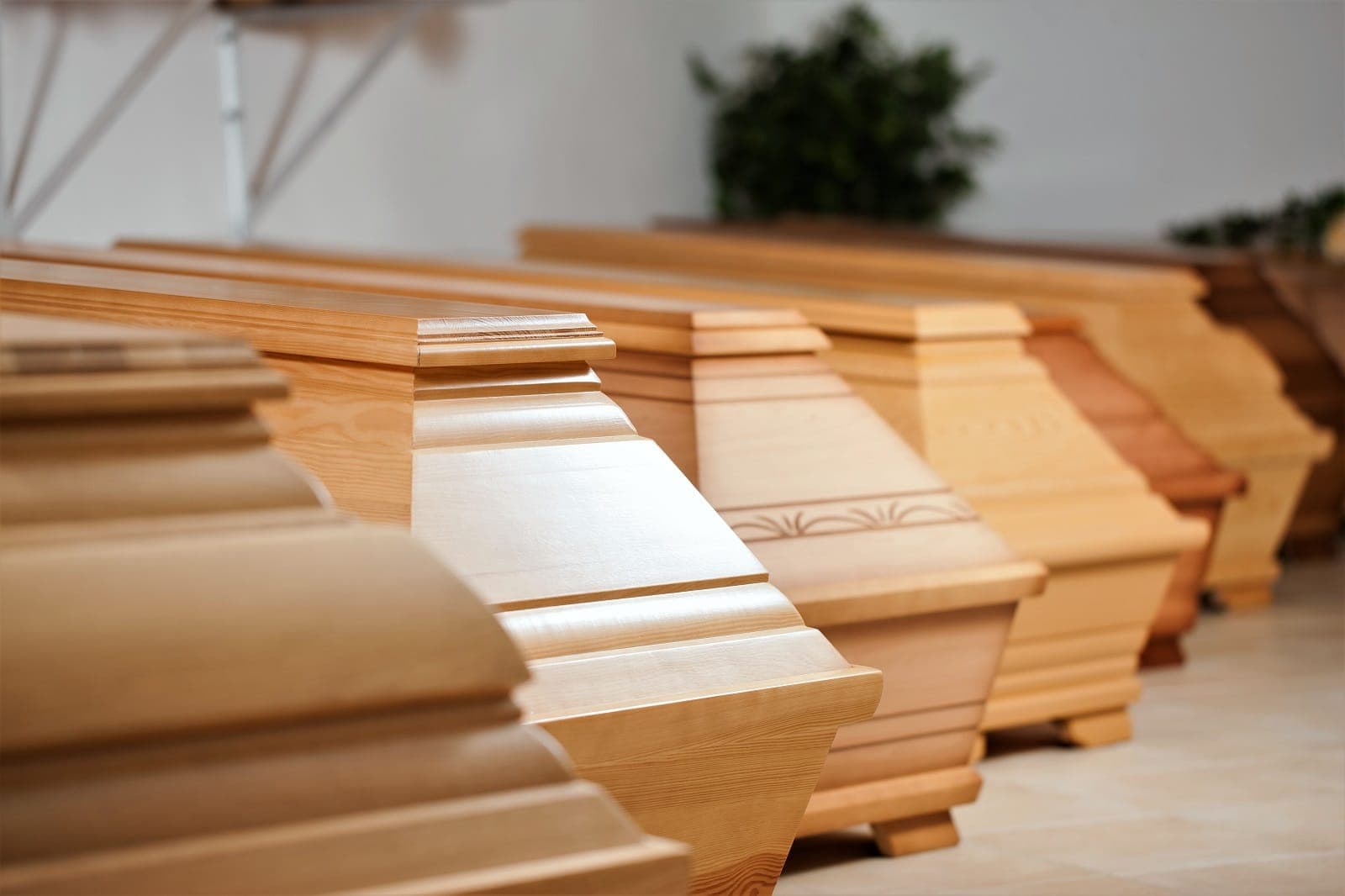 Fabricantes de caixões citam escassez de MDF para possível colapso