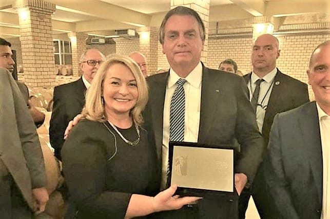 entrega_de_placa_a_bolsonaro