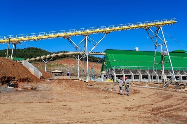 Linha de Transmissão garante instalação de fábrica da Berneck