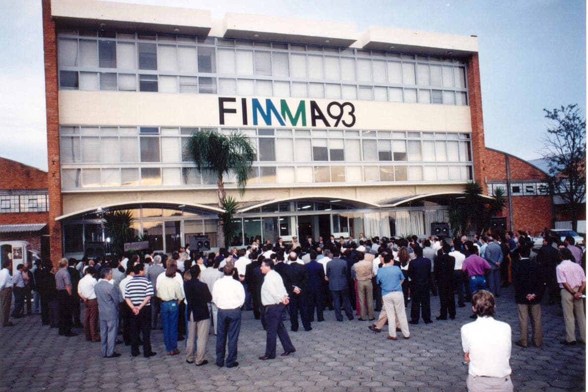 A imagem mostra a edição de 1993 da Fimma