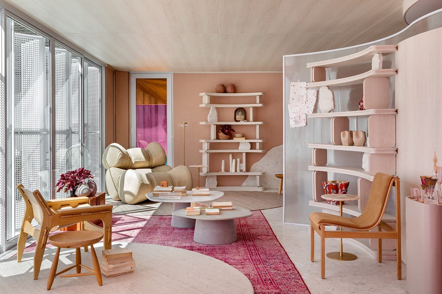 Barbiecore: 6 inspirações para uma casa mais cor-de-rosa