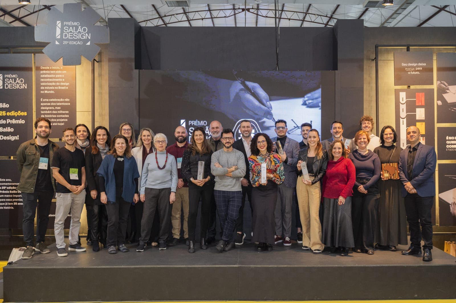 Vencedores do Salão Design participam de premiação