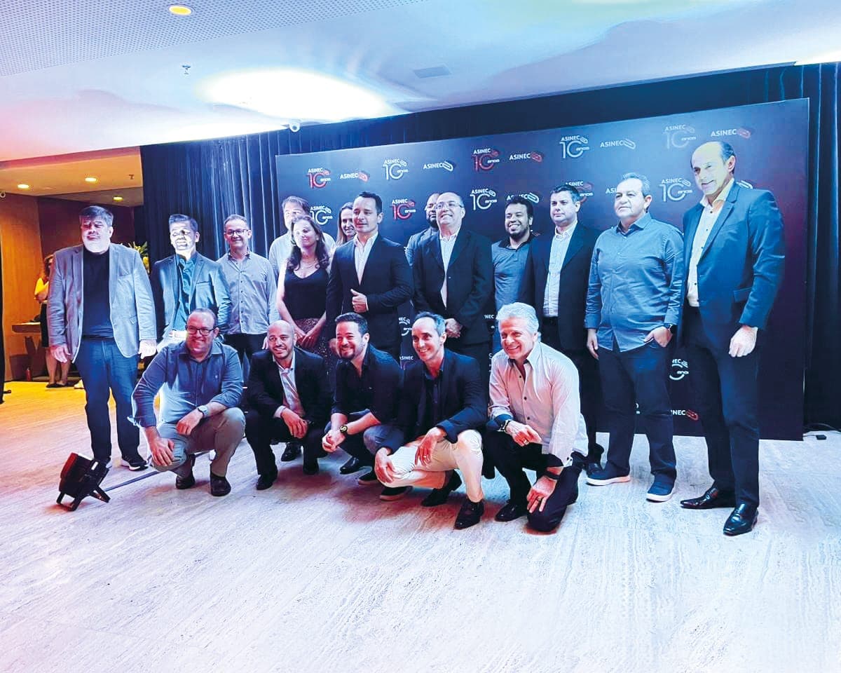 Encontro contou com associados, convidados e palestra