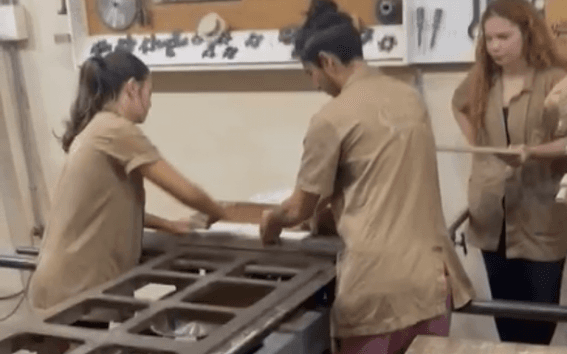 Estudantes do curso de móveis irão fabricar camas e balcões de pia para vítimas da enchente no Paranhana Foto: Reprodução/Cimol