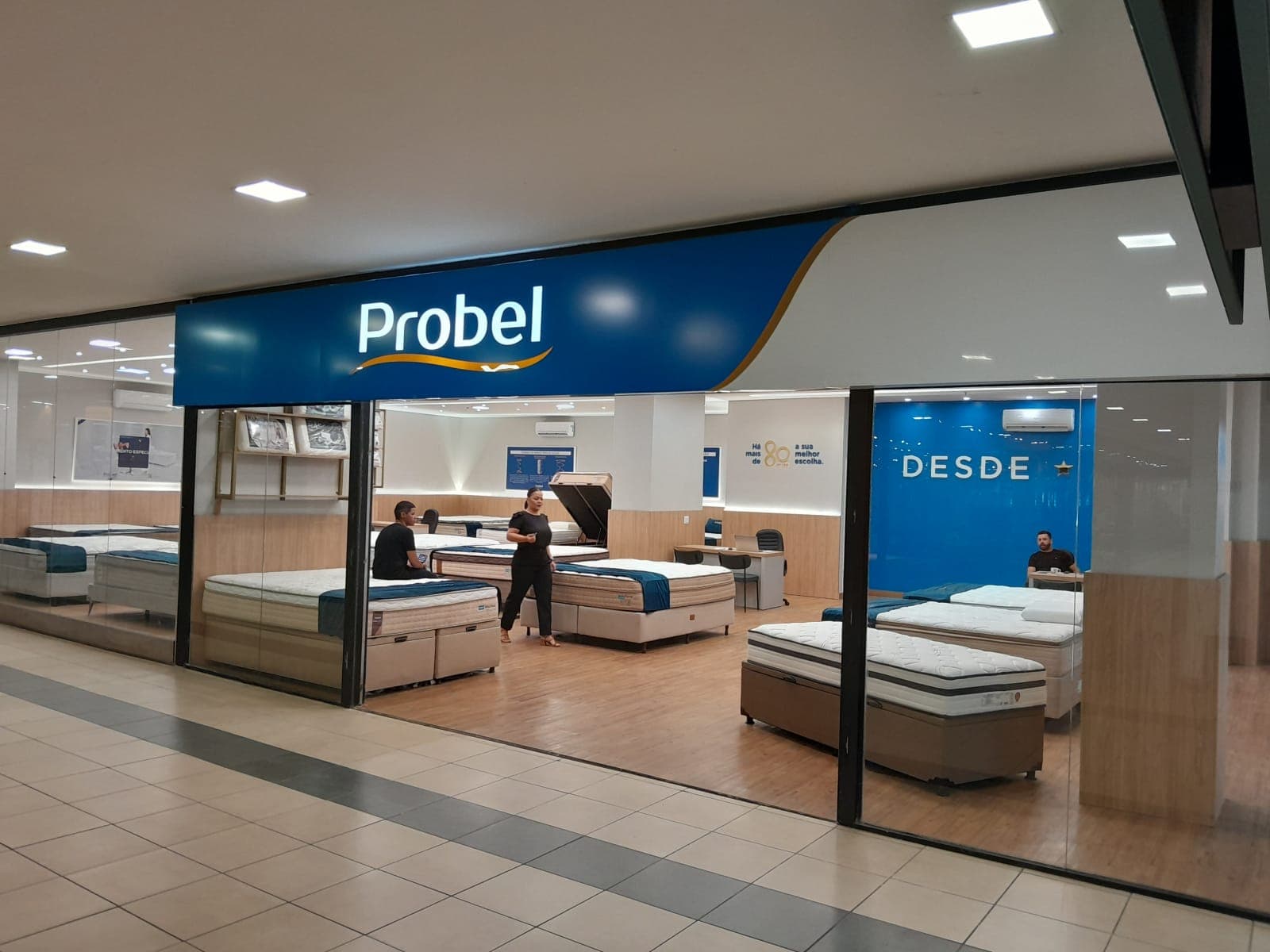 Pro investe no modelo de lojas exclusivas Probel