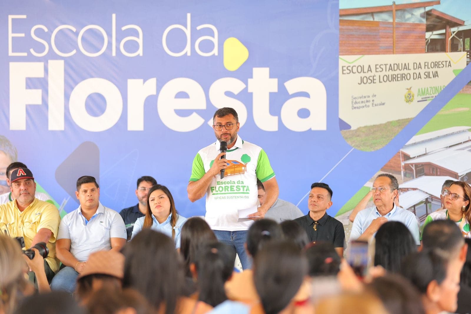 Incentivo ao polo moveleiro vem com a Escola da Floresta no AM