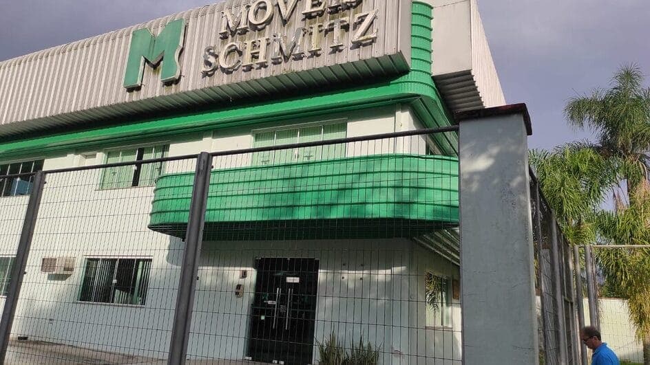 Patrimônio milionário de fábrica de móveis é alvo de leilão