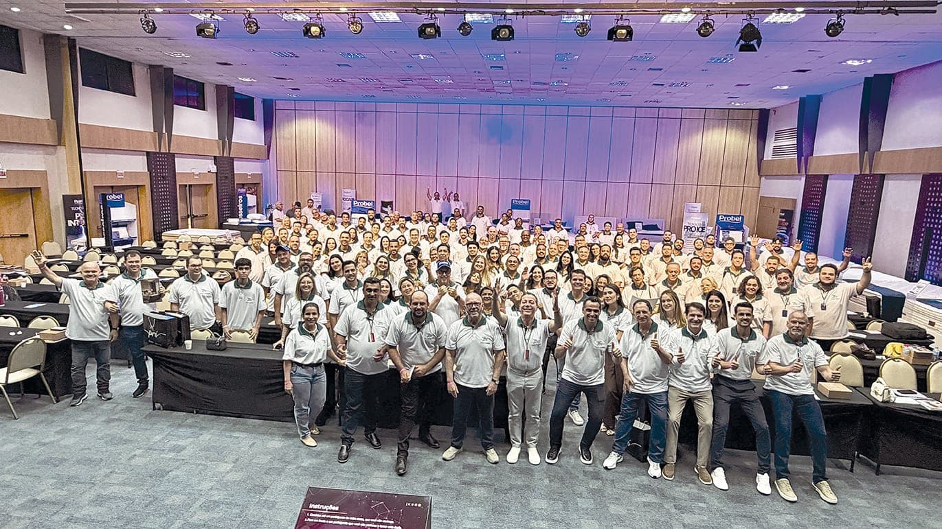 Probel inaugura fase premium em convenção com lojistas exclusivos
