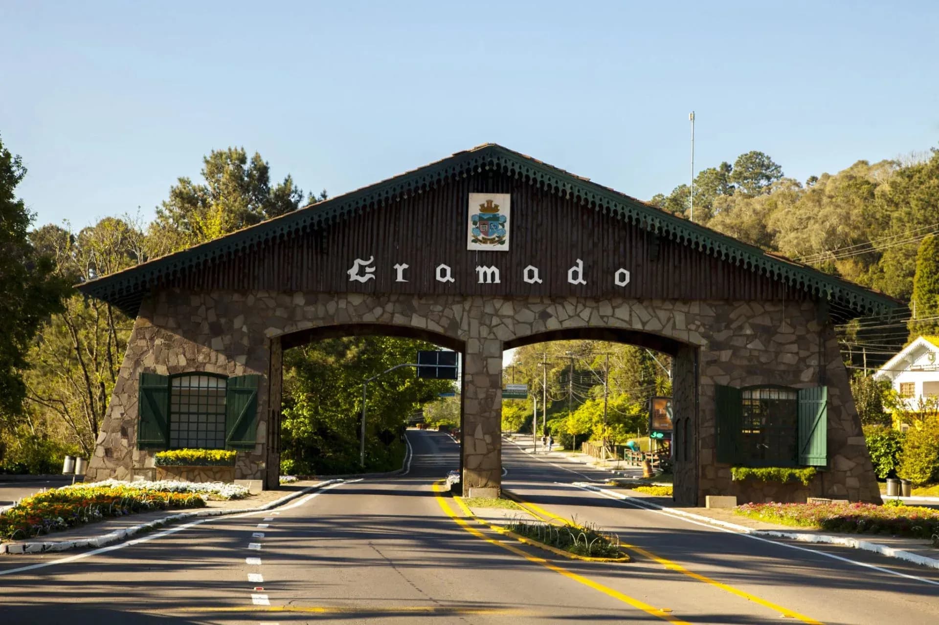 Gramado reforça parceria com indústria para ampliar a competitividade