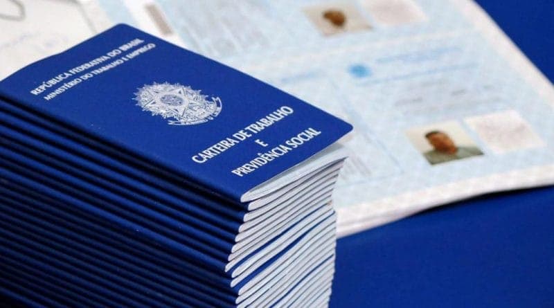 Varejo contrata pela nova lei trabalhista