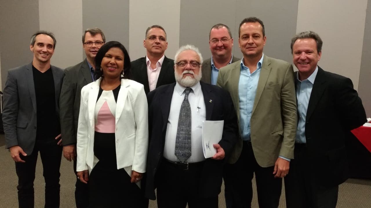 Inmetro participa de encontro da Abicol