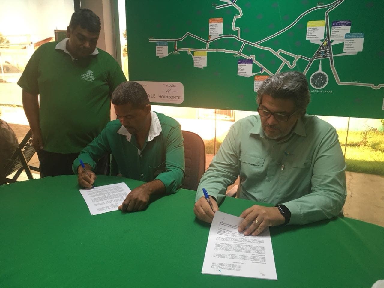 Vale doa madeira para moveleiros no Pará