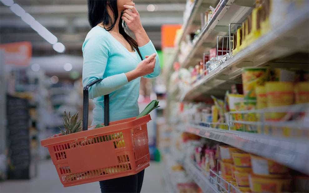 Confiança do consumidor segue estagnada