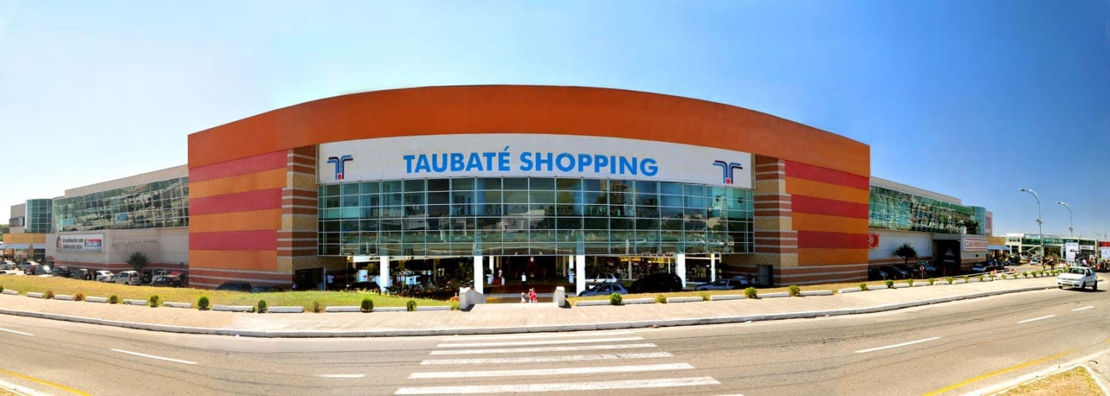 Shopping recebe feira de móveis
