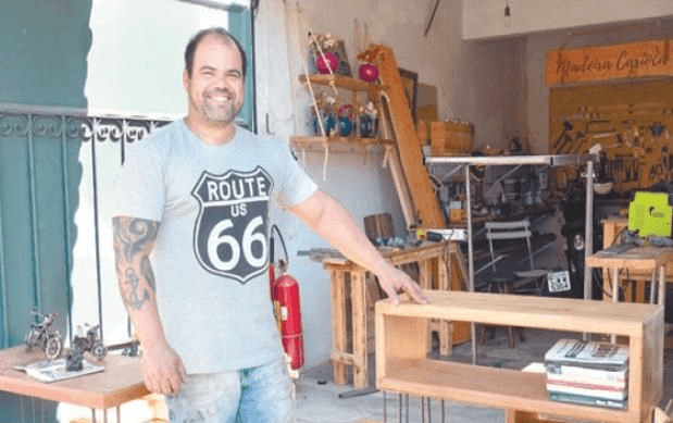 Após mobiliar sua casa, empresário lança marca de móveis