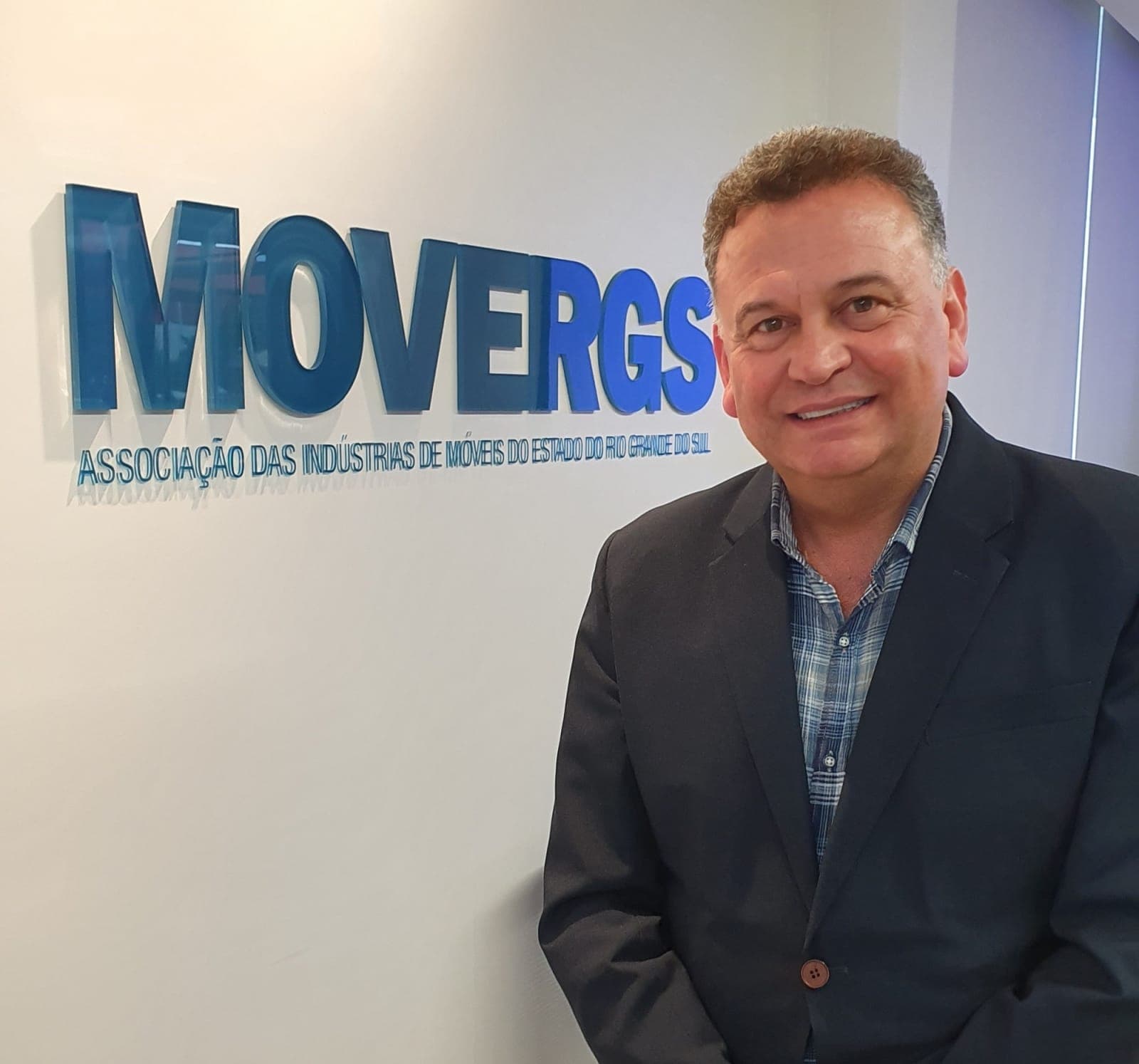 Rogério Francio é eleito presidente da Movergs