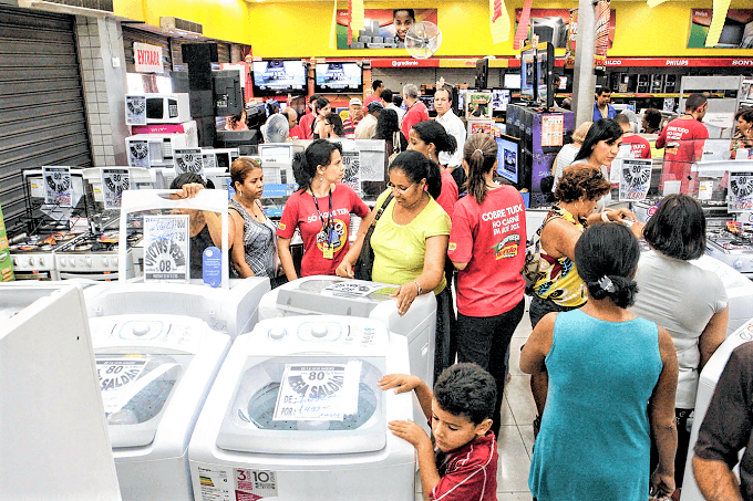 Movimento no varejo de móveis e eletros sobe 0,7% em 2019