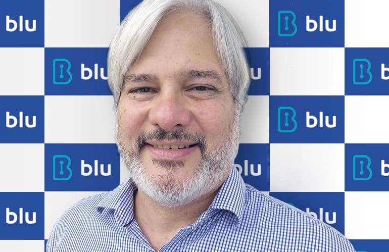 LuizMarinho_Blu_770x499px