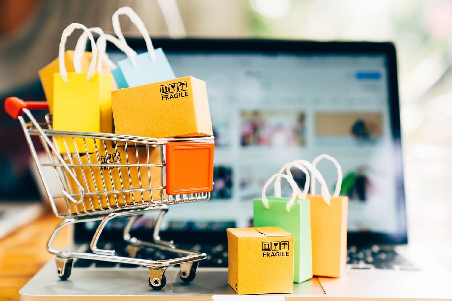 Shopstreaming é alternativa para varejo brasileiro