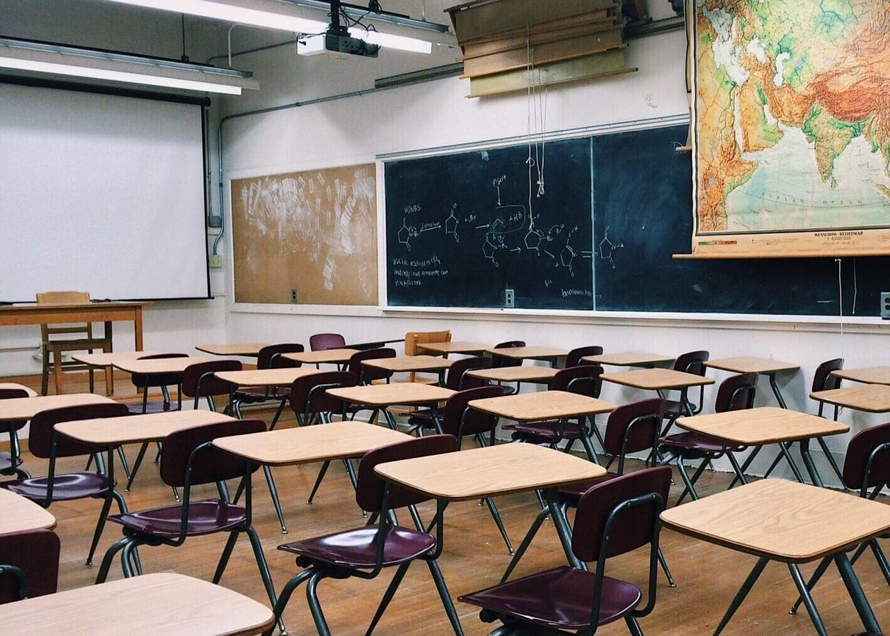 Cadastro para programa de mobiliário escolar é aberto no AM