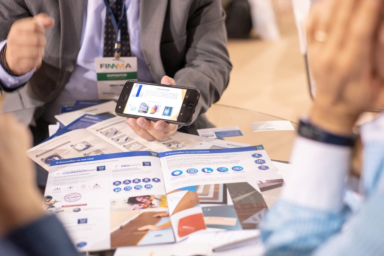 Para reforçar o networking, as feiras terão o Lounge Internacional – sala VIP que servirá como ponto de apoio aos expositores que buscam o mercado externo