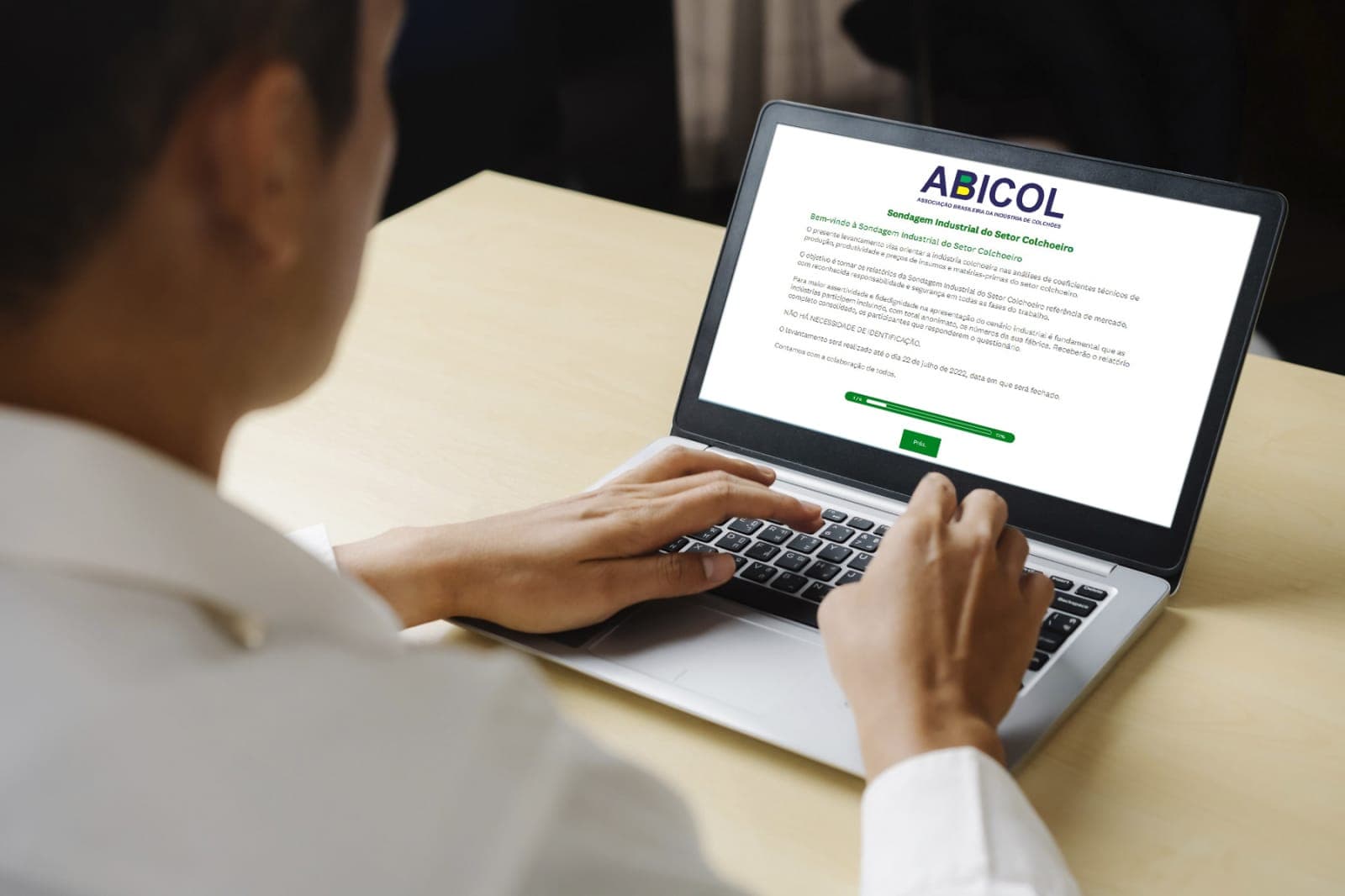Não precisa fazer nenhum cadastro de identificação e é possível informar um e-mail genérico para receber o resultado consolidado