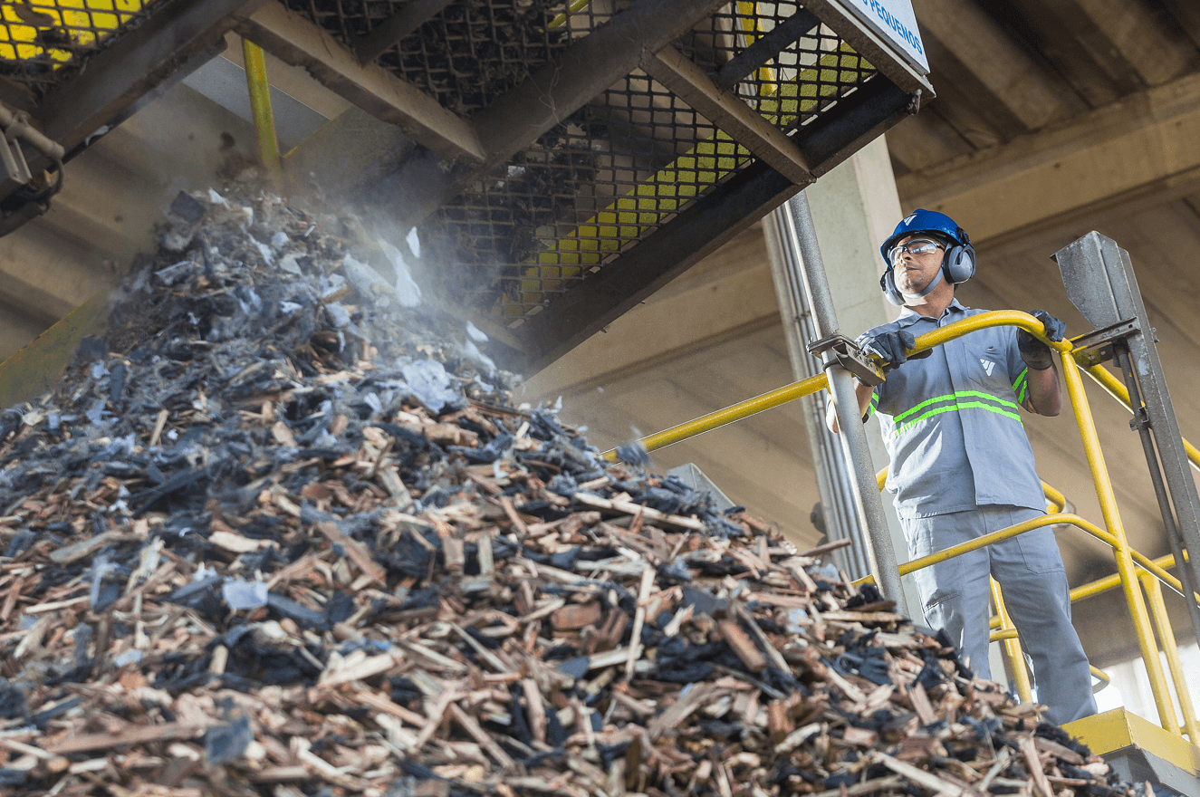Os resíduos industriais da Móveis JOR são destinados pela Verdera de de forma sustentável ao coprocessamento, garantindo que resíduos não recicláveis sejam transformados em energia limpa Divulgação/Verdera/VC