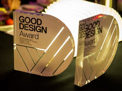 Good-Design-Awards-Trophies.jpg