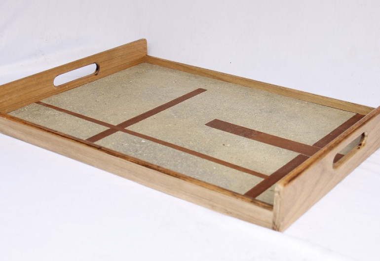 Vem_da_Serra_-_Bandeja_em_madeira_e_ecomarmore.jpg