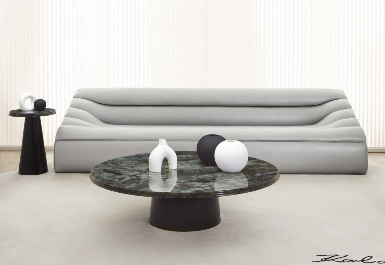 KARL_LAGERFELD_MAISON_Wellen_Silver_Sofa_3.jpg