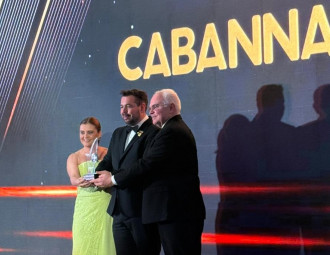 Cabanna-recebe-premio-internacional-2-.jpg