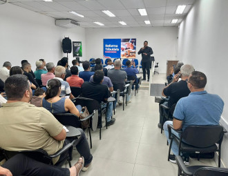 seminario-orienta-marceneiros-sobre-reforma-tributaria.jpeg